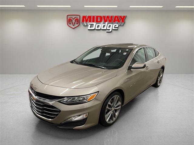 Photo of 2024 Mineral Gray Metallic Chevrolet Malibu