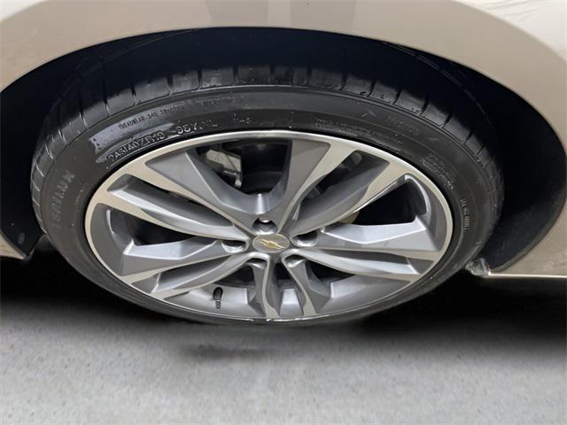 Photo of 2024 Mineral Gray Metallic Chevrolet Malibu
