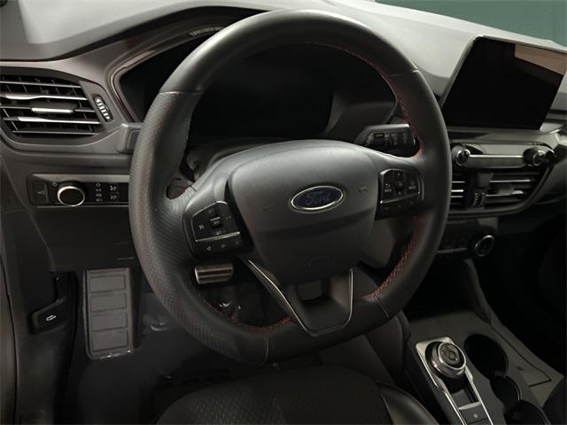 Photo of 2024 RAPID RED MET TINTED CC Ford Escape