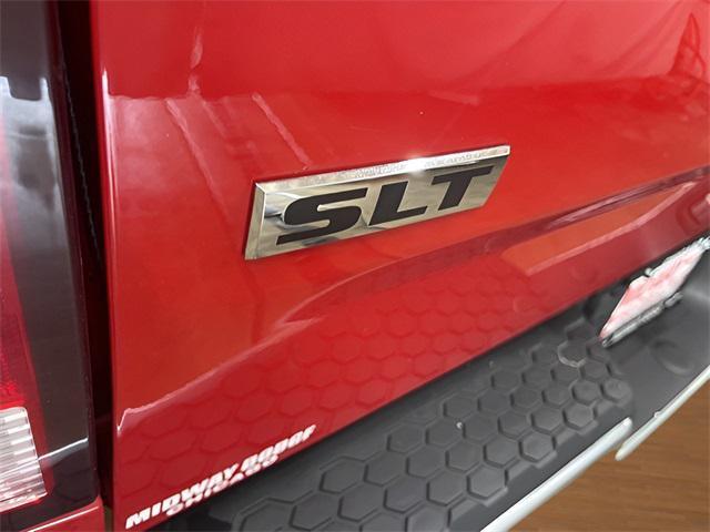 Photo of 2021 Flame Red Clearcoat RAM 1500 Classic