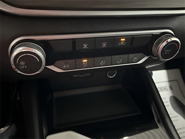 Photo of 2024 Garnet Pearl Metallic Nissan Altima