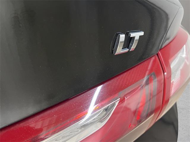 Photo of 2020 Mosaic Black Metallic Chevrolet Malibu