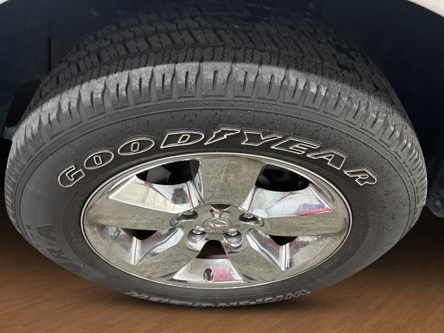 Photo of 2018 Bright White Clearcoat RAM 1500