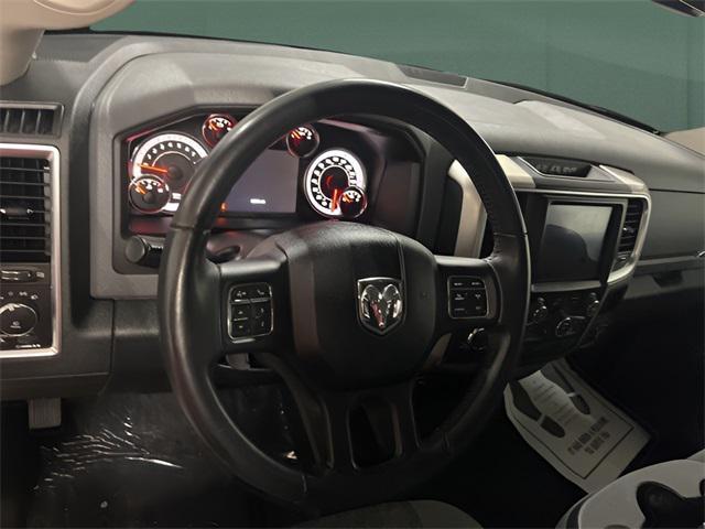 Photo of 2018 Bright White Clearcoat RAM 1500