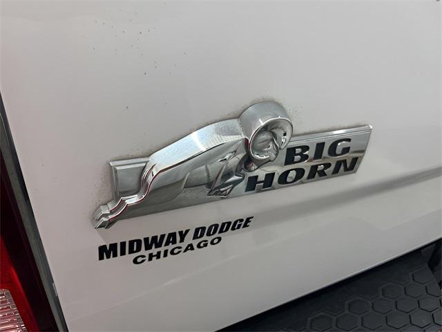 Photo of 2018 Bright White Clearcoat RAM 1500