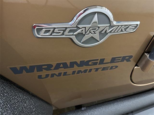 Photo of 2015 Copper Brown Pearlcoat Jeep Wrangler Unlimited