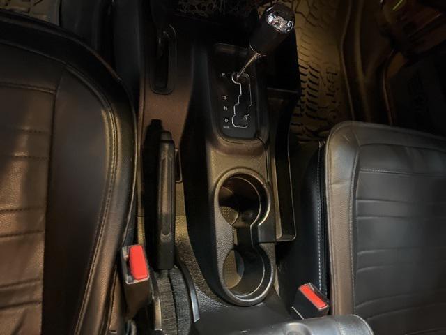 Photo of 2015 Copper Brown Pearlcoat Jeep Wrangler Unlimited