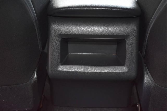Photo of 2018 Midnight Black Metallic Toyota Camry