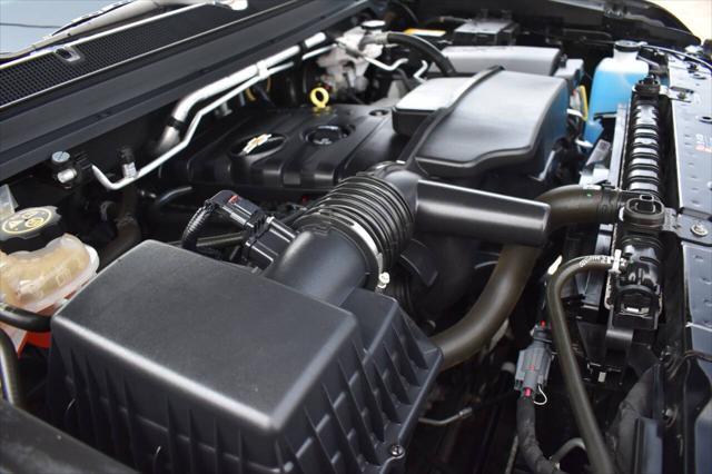 Photo of 2022 Black Chevrolet Colorado