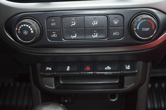 Photo of 2022 Black Chevrolet Colorado