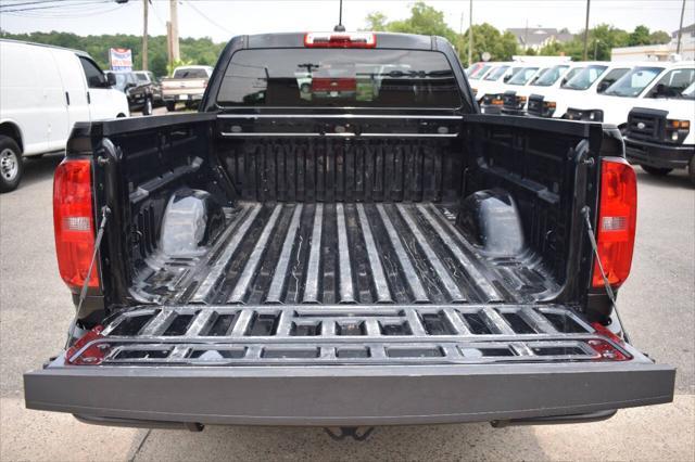 Photo of 2022 Black Chevrolet Colorado