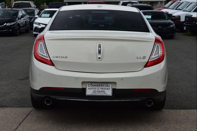 Photo of 2013 White Platinum Metallic Tri-Coat Lincoln MKS