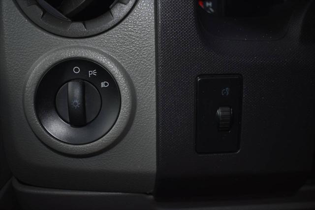 Photo of 2011 Oxford White Ford E150