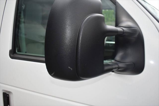 Photo of 2011 Oxford White Ford E150
