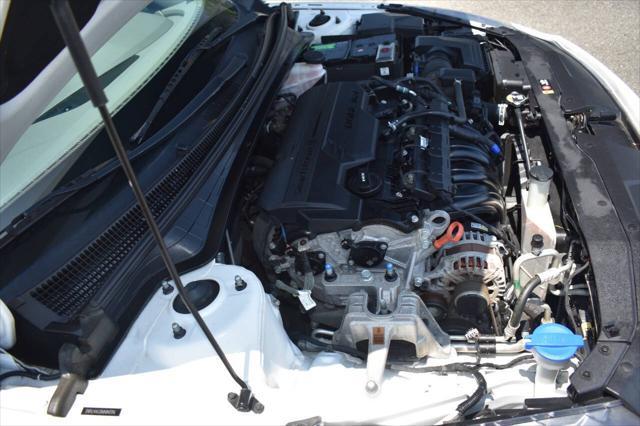 Photo of 2021 Quartz White Hyundai ELANTRA