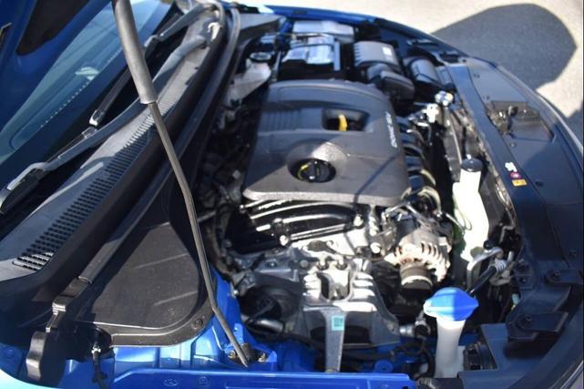 Photo of 2018 Blue Hyundai ELANTRA