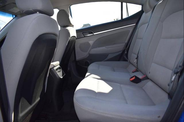 Photo of 2018 Blue Hyundai ELANTRA
