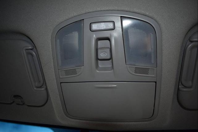 Photo of 2018 Blue Hyundai ELANTRA