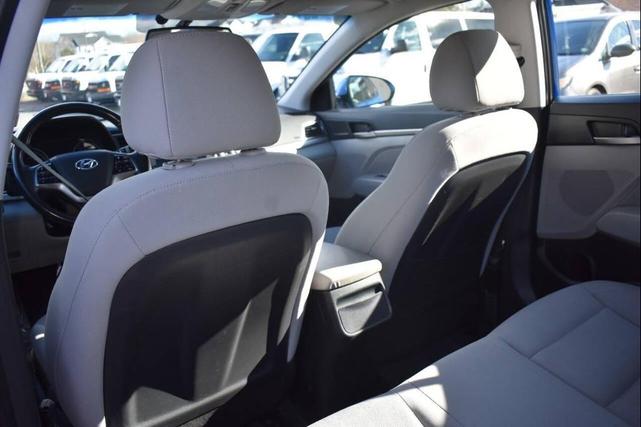 Photo of 2018 Blue Hyundai ELANTRA