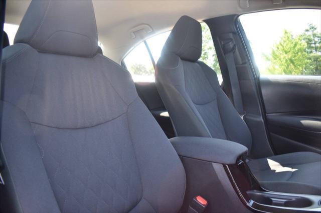 Photo of 2022 Black Sand Pearl Toyota Corolla