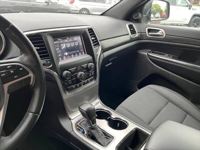 Photo of 2019 Gray (Granite Crystal Metallic) Jeep Grand Cherokee