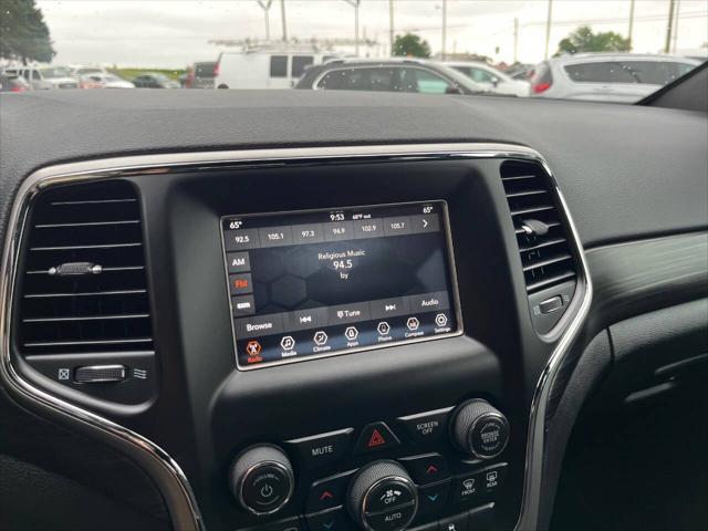 Photo of 2019 Gray (Granite Crystal Metallic) Jeep Grand Cherokee
