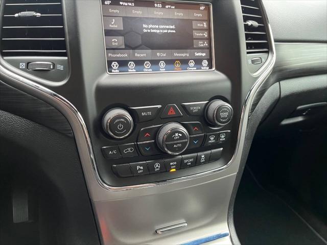 Photo of 2019 Gray (Granite Crystal Metallic) Jeep Grand Cherokee