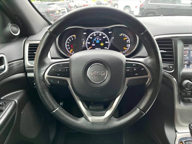 Photo of 2019 Gray (Granite Crystal Metallic) Jeep Grand Cherokee