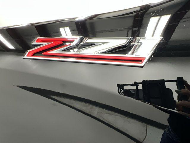 Photo of 2025 Black Chevrolet Silverado 1500