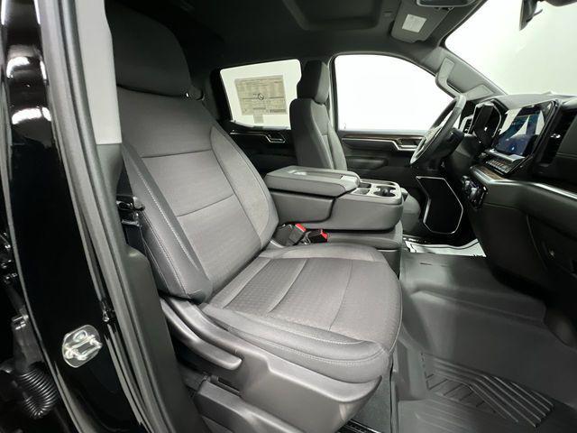 Photo of 2025 Black Chevrolet Silverado 1500