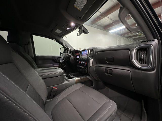 Photo of 2020 Black Chevrolet Silverado 1500