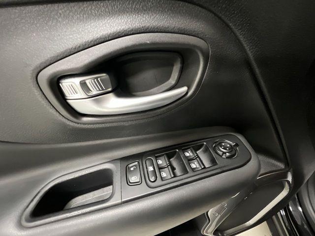 Photo of 2022 Black Clearcoat Jeep Renegade