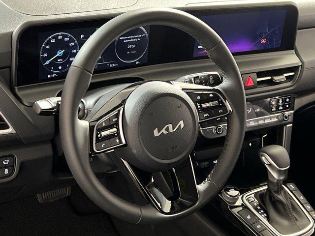 Photo of 2025 Steel Gray Kia Seltos