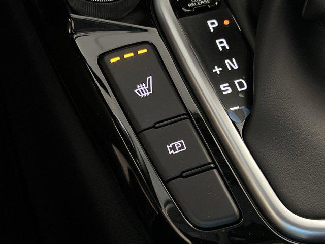 Photo of 2025 Steel Gray Kia Seltos