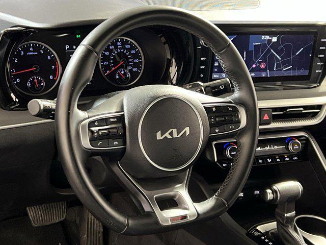 Photo of 2022 Wolf Gray Kia K5
