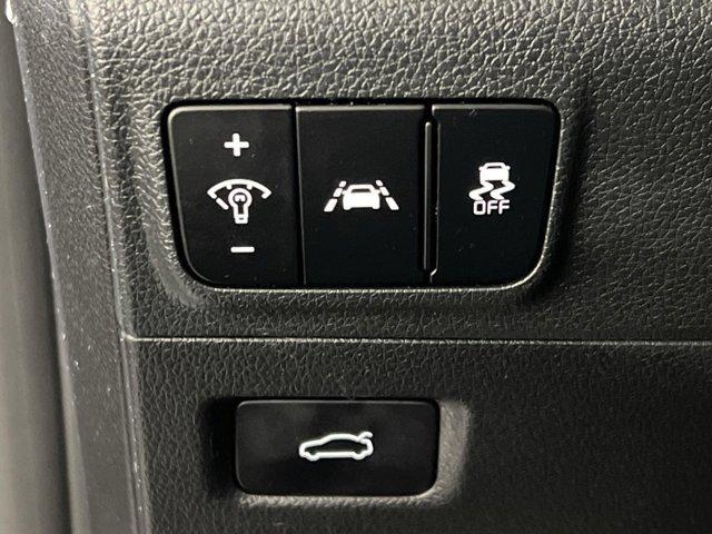 Photo of 2022 Wolf Gray Kia K5