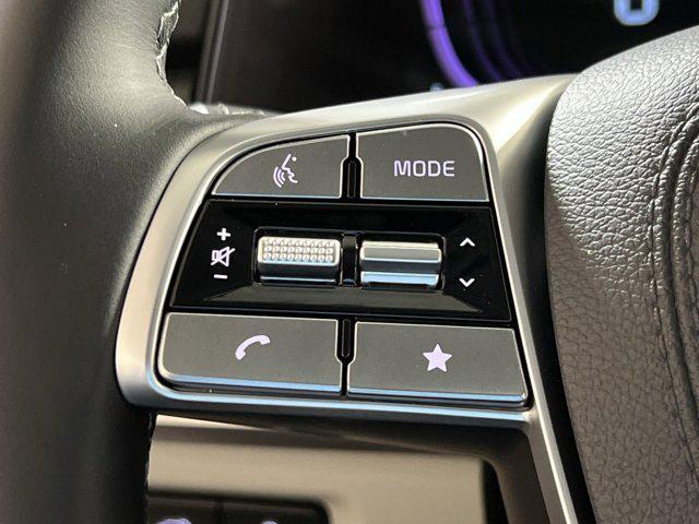 Photo of 2025 Glacial White Pearl Kia Telluride
