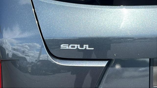 Photo of 2024 Gravity Gray Kia Soul