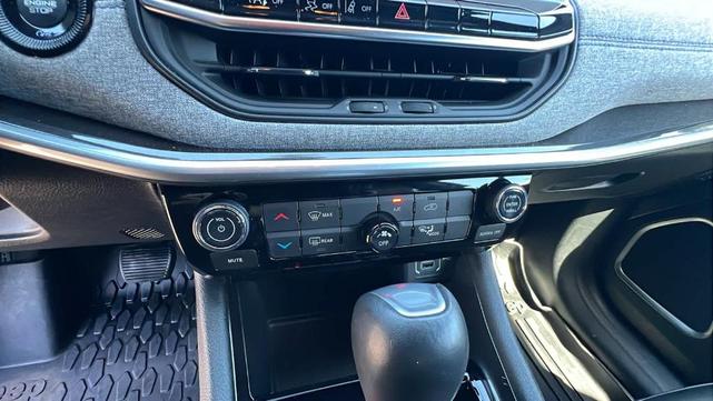 Photo of 2023 Granite Crystal Clearcoat Metallic Jeep Compass