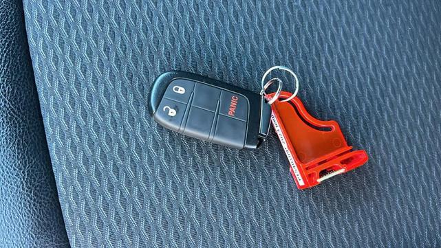 Photo of 2023 Granite Crystal Clearcoat Metallic Jeep Compass