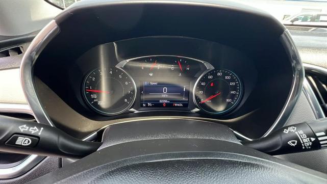 Photo of 2023 Summit White Chevrolet Equinox