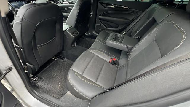 Photo of 2018 Quicksilver Metallic Buick Regal TourX