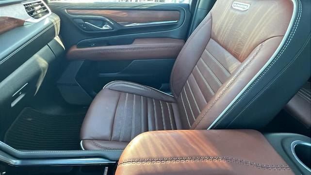 Photo of 2023 Onyx Black GMC Yukon XL