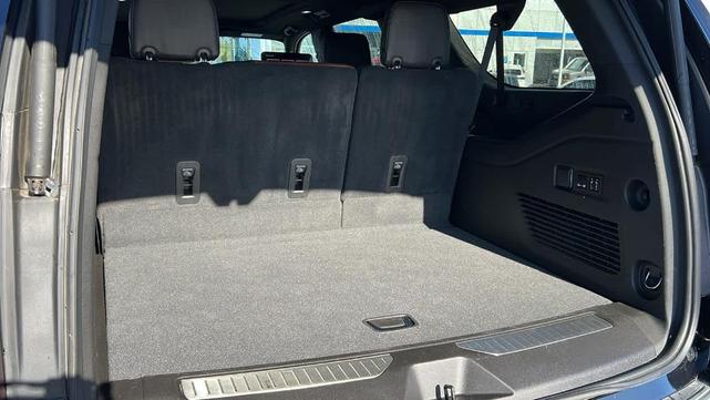 Photo of 2023 Onyx Black GMC Yukon XL