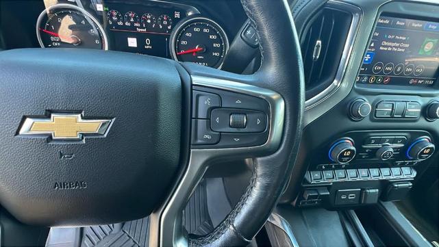 Photo of 2022 Silver Ice Metallic Chevrolet Silverado 1500 Limited