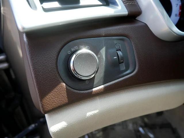 Photo of 2011 Brown Cadillac SRX