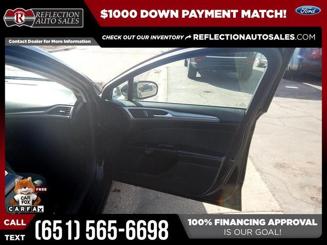 Photo of 2019 Agate Black Ford Fusion