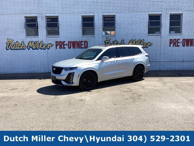 Photo of 2020 Radiant Silver Metallic Cadillac XT6