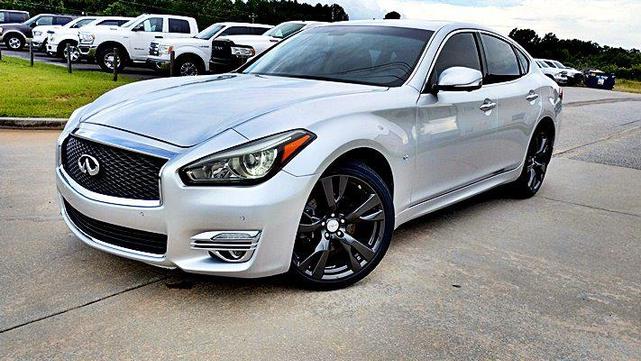 2015 Infiniti Q70