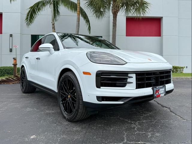 Photo of 2024 Porsche Cayenne
